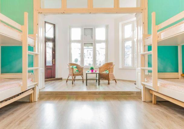 Vibe Hostel ソポト エクステリア 写真
